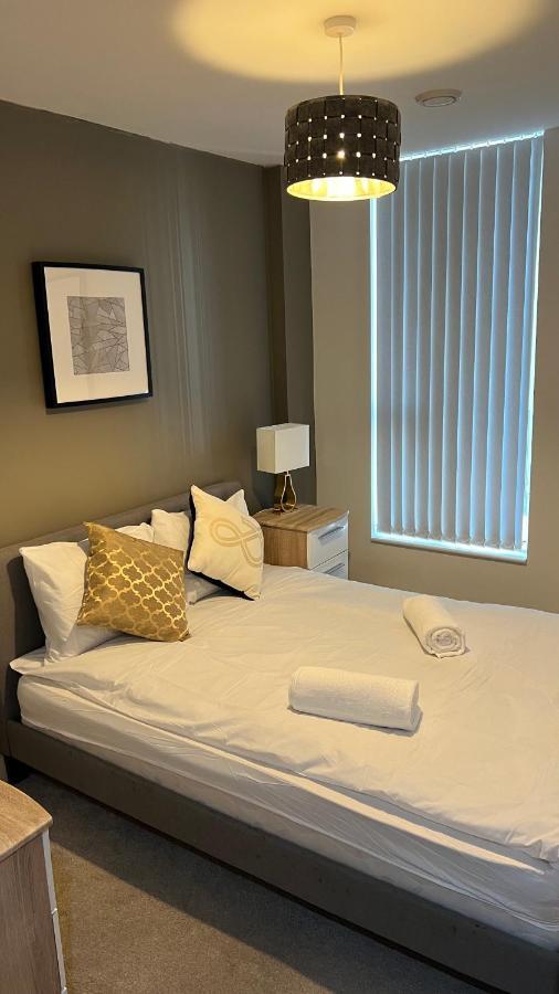 Stunning Manchester City Centre Apartment! Ideal For Small Groups Zewnętrze zdjęcie