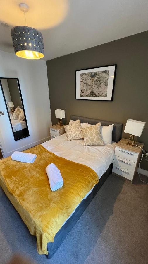 Stunning Manchester City Centre Apartment! Ideal For Small Groups Zewnętrze zdjęcie