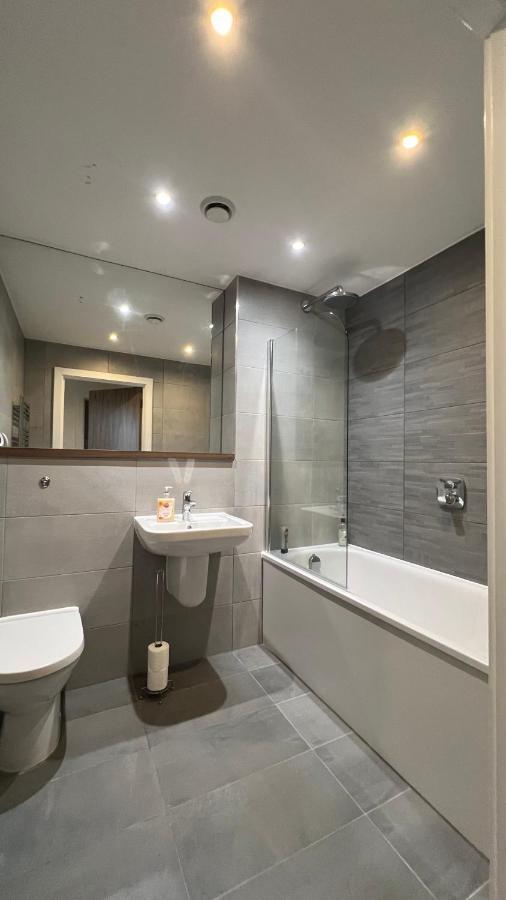 Stunning Manchester City Centre Apartment! Ideal For Small Groups Zewnętrze zdjęcie